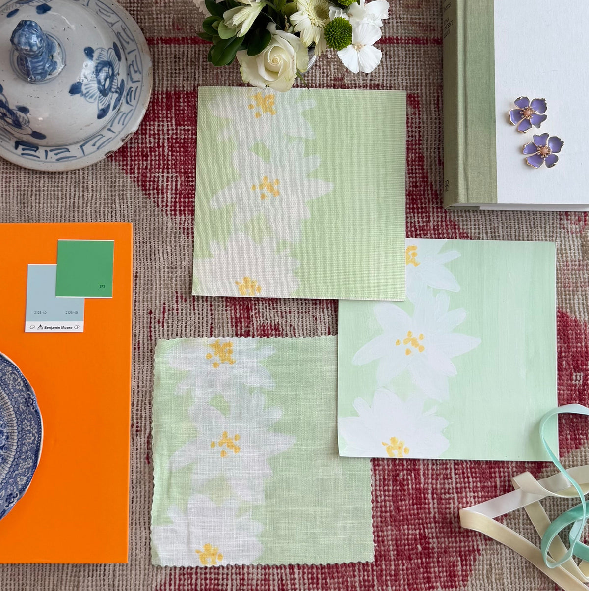 "Daisy Chain" Drapery Panel (Green)